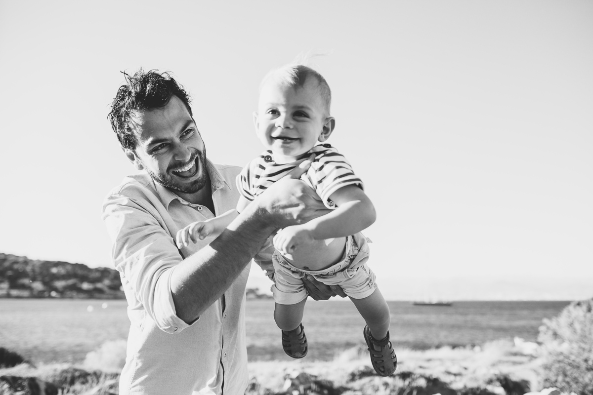 Shooting bebe bord de mer noir et blanc