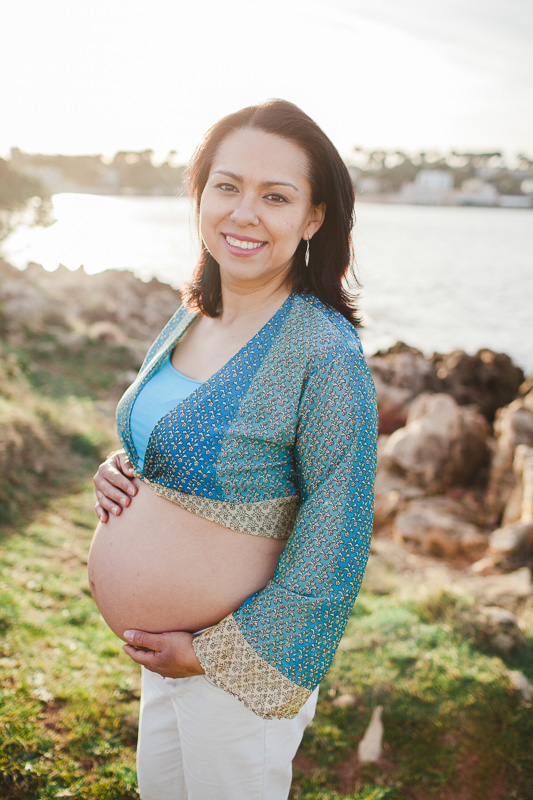 Portrait femme enceinte bord de mer